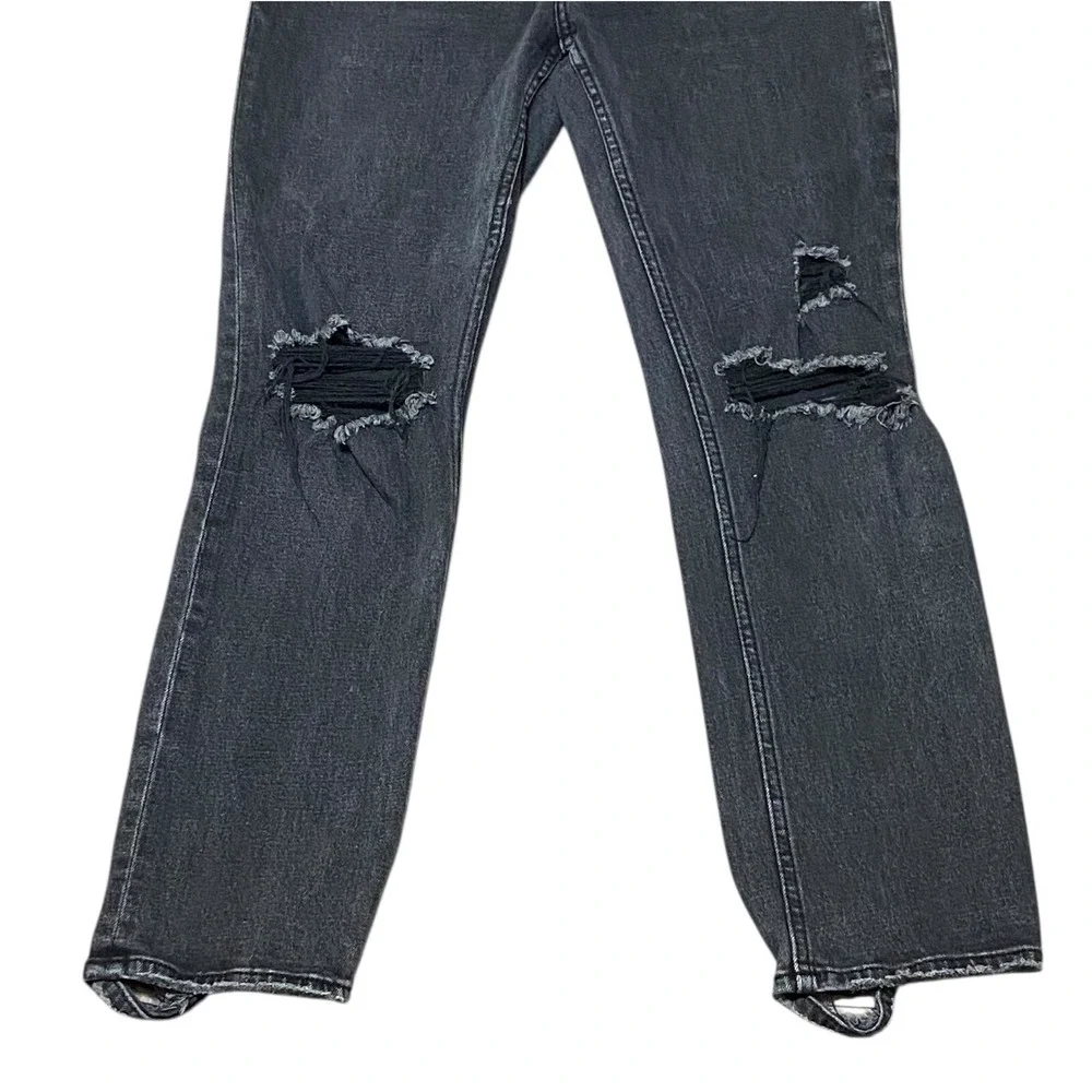 Abercrombie & Fitch Ankle Straight Ultra High Rise Distressed Black Wash Jean 26